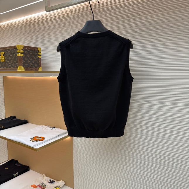 CELINE 26S SLEEVELESS SWEATER 482