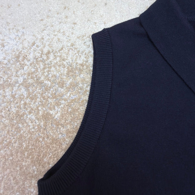THOM 26S SLEEVELESS DRESS STYLE 226