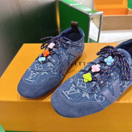 LV 26S SNEAKERS IN BLUE DENIM AND SUEDE WITH FLOWER CHARM