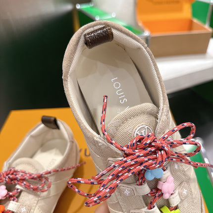 LV 26S SNEAKERS IN BEIGE DENIM AND SUEDE WITH FLOWER CHARM
