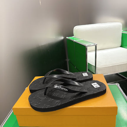 LV 26S THONG SANDALS IN BLACK EVA