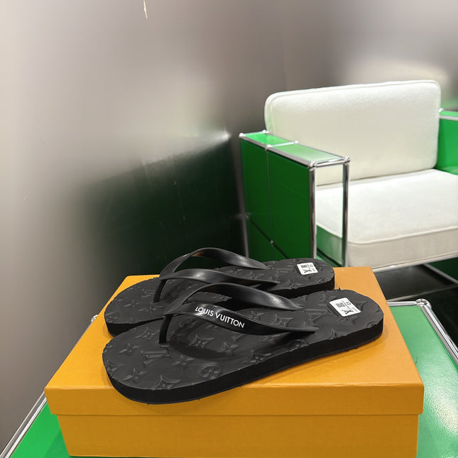 LV 26S THONG SANDALS IN BLACK EVA
