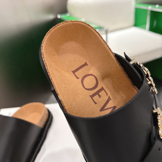 LOEWE 26S ANAGRAM FLAT SLIDES IN BLACK CALFSKIN