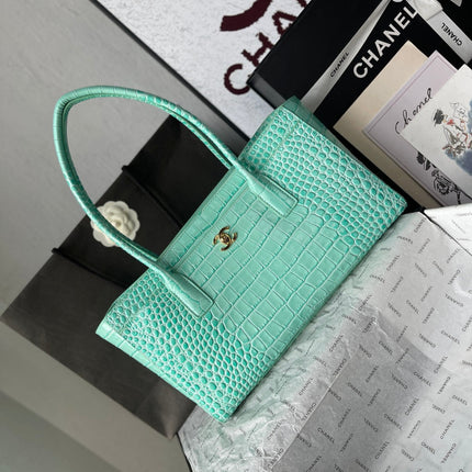 CHANEL 26S CERF TOTE BAG 39 IN MINT GREEN CALFSKIN CROCODILE EMBOSSED GOLD HARDWARE