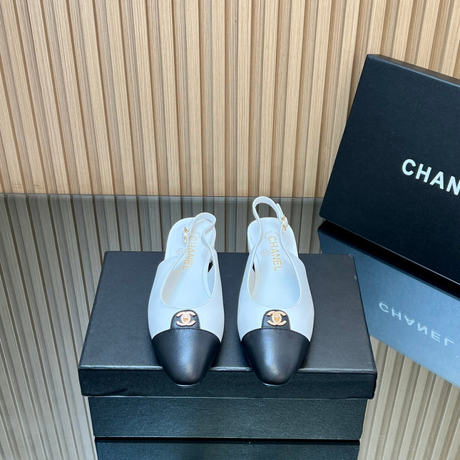 CHANEL 25S SLINGBACK FLATS IN WHITE CALFSKIN GOLD HARDWARE
