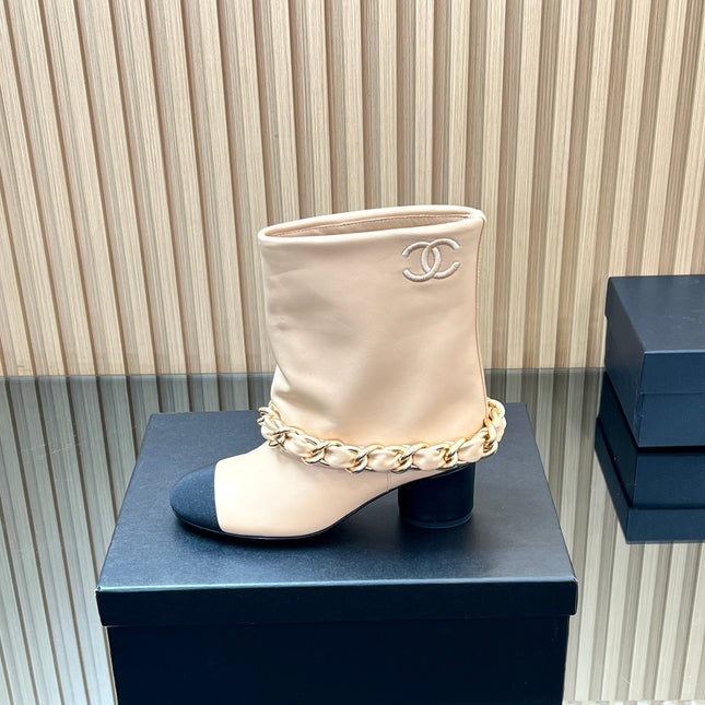 CHANEL 25S LOW BOOTS 65MM IN BEIGE CALFSKIN GOLD HARDWARE