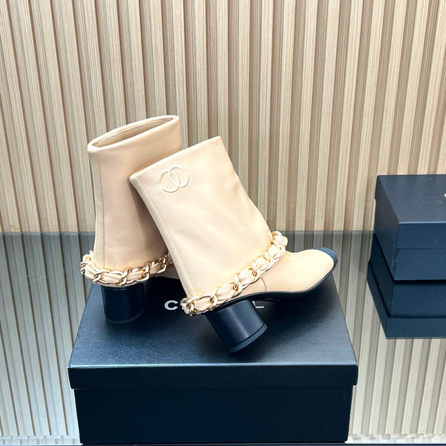 CHANEL 25S LOW BOOTS 65MM IN BEIGE CALFSKIN GOLD HARDWARE