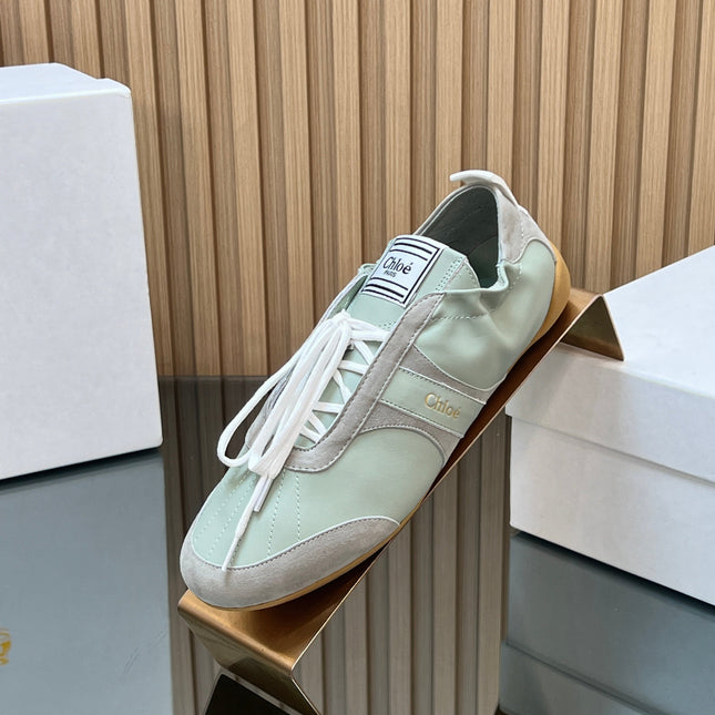 CHLOÉ 26S SNEAKERS IN LIGHT GREEN CALFSKIN AND GREY SUEDE
