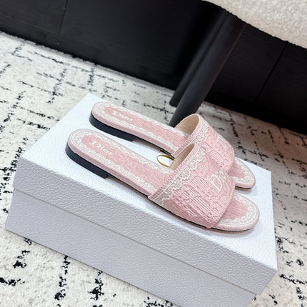 DIOR 26S SLIDES IN LIGHT PINK EMBOSSED OBLIQUE LACE EMBROIDERY
