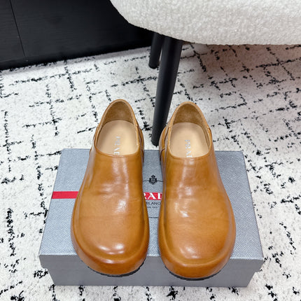 PRADA 26S SLIP ON SHOES IN WARM BROWN SMOOTH CALFSKIN