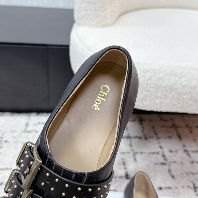 CHLOÉ 26S FLAT SHOES IN BLACK CALFSKIN WITH METAL STUDS