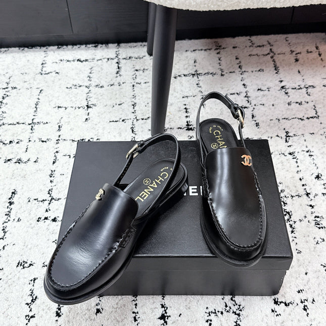 CHANEL 26S SLINGBACK LOAFERS IN BLACK PATENT CALFSKIN WITH CC LOGO