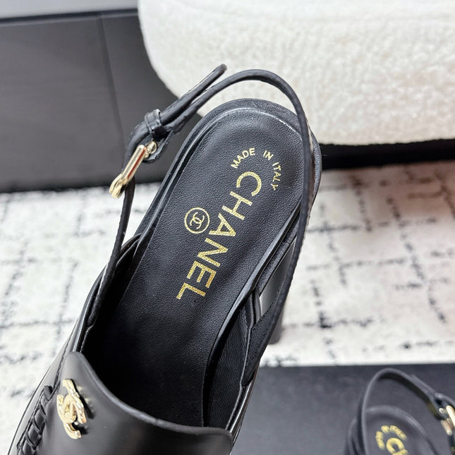 CHANEL 26S SLINGBACK LOAFERS IN BLACK PATENT CALFSKIN WITH CC LOGO
