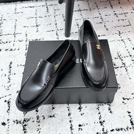 CHANEL 26S LOAFERS IN BLACK SMOOTH CALFSKIN WITH CC LOGO