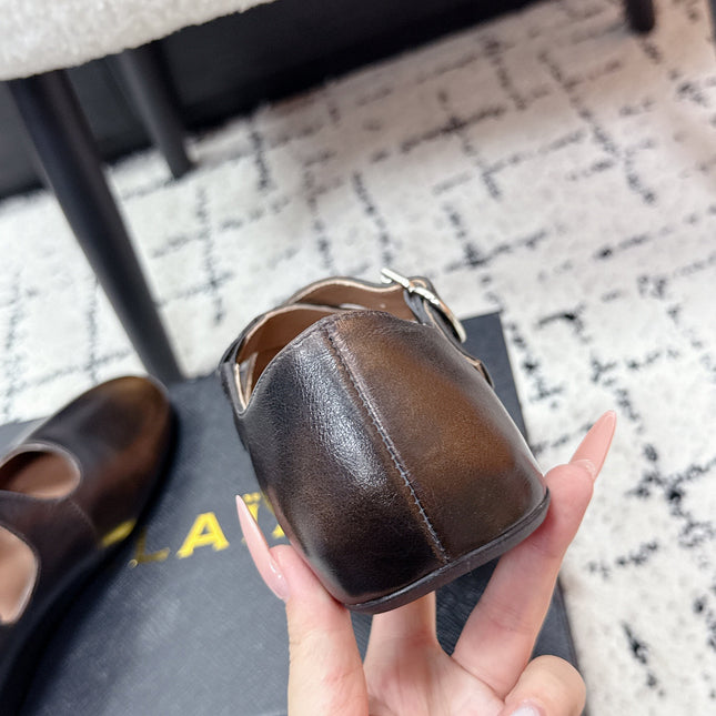 ALAIA 26S CROSS-STRAP BALLET FLATS IN DARK BROWN LAMBSKIN