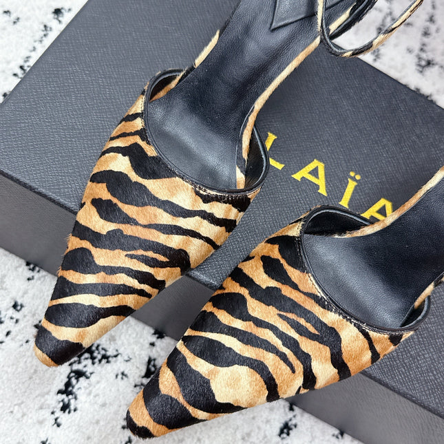 ALAIA 26S POINTED-TOE HEELS 90 MM IN TIGER PRINT PONY HAIR