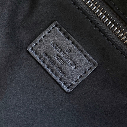 LV 26S SHOPPER TOTE 40 IN BLACK CALFSKIN