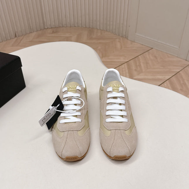 PRADA 26S LOW TOP SNEAKERS IN BEIGE NYLON AND SUEDE