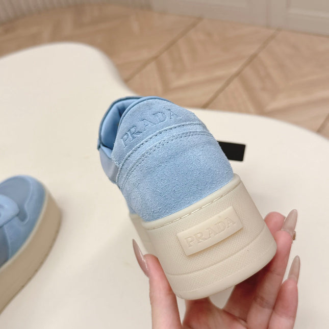 PRADA 26S PLATFORM SNEAKERS 50MM IN SKY BLUE SUEDE