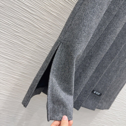 PRADA 25S LONG PLEATED SKIRT 212