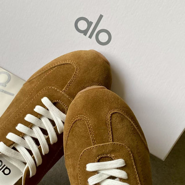 ALO 25S SUNSET SNEAKER IN BROWN SUEDE