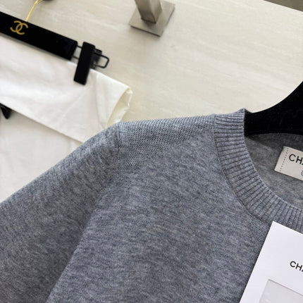 CHANEL 26S SHORT-SLEEVE SWEATER STYLE 1028