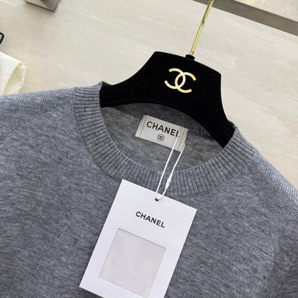 CHANEL 26S SHORT-SLEEVE SWEATER STYLE 1028