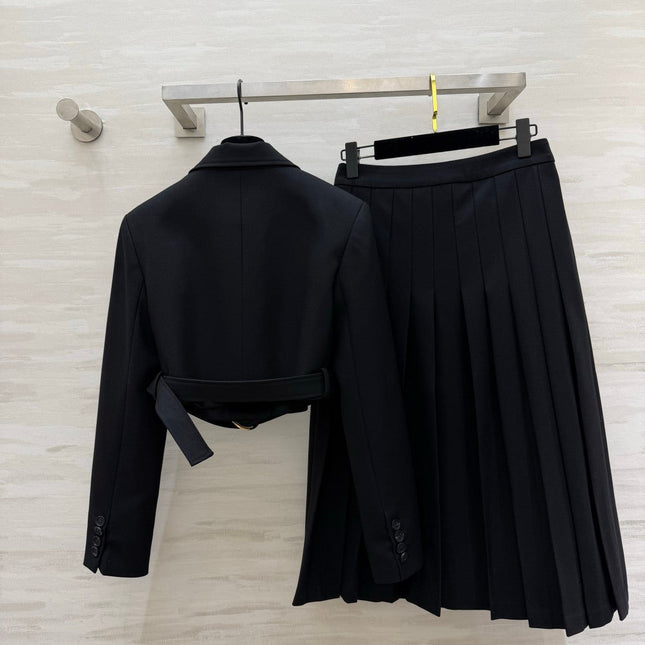 CHLOE 26S BLAZER AND SKIRT SET STYLE 137