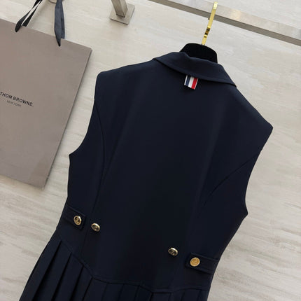 THOM 26S SLEEVELESS DRESS STYLE 253