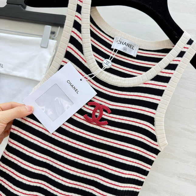CHANEL 26S STRIPED SLEEVELESS KNIT TOP 1438