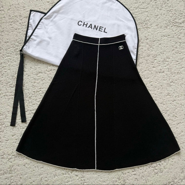 CHANEL 26S KNIT MAXI SKIRT 1777