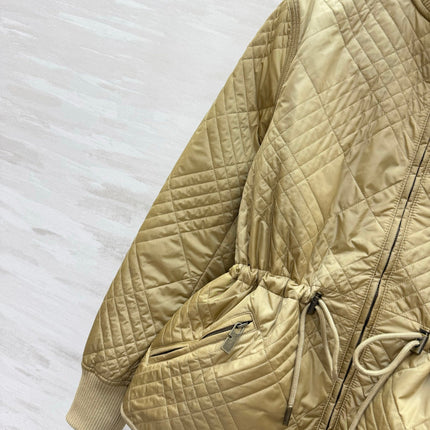 BURBERRY 26S QUILTED DRAWSTRING JACKET 523