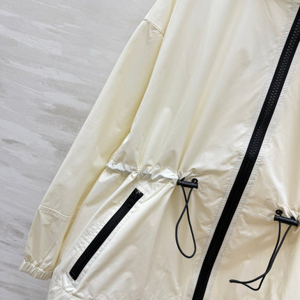 BURBERRY 26S HOODED WINDBREAKER JACKET 521