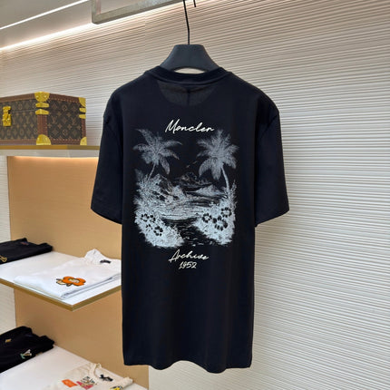 MONCLER 26S SHORT-SLEEVE T-SHIRT 685