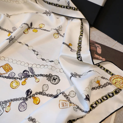 CHANEL 26S SCARF 90 IN SILK 311796
