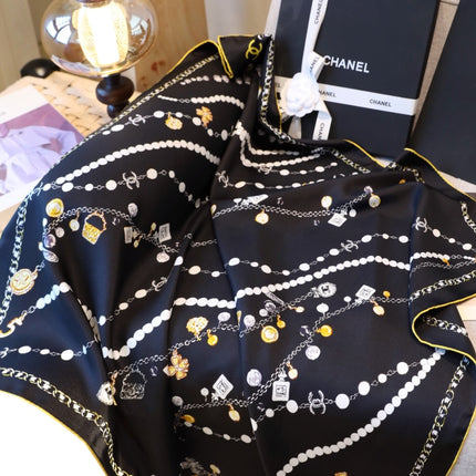 CHANEL 26S SCARF 90 IN SILK 311797