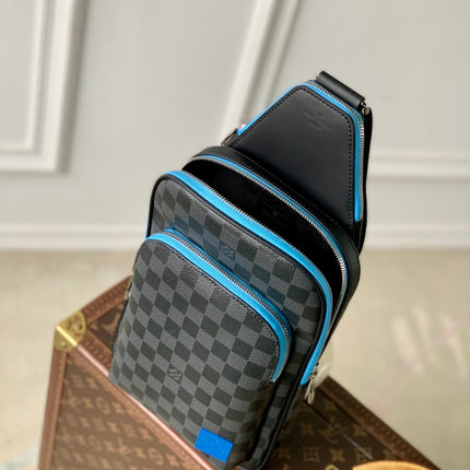 AVENUE SLINGBAG 31 IN BLACK AND GREY DAMIER GRAPHITA CANVAS CALFSKIN