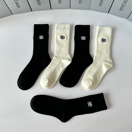 BALENCIAGA 26S CREW SOCKS 263815 (1 BOX)