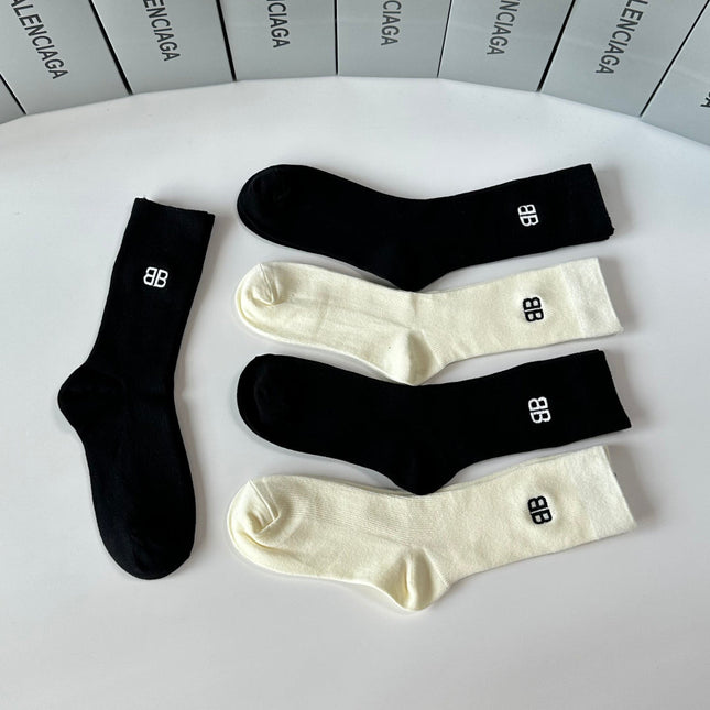 BALENCIAGA 26S CREW SOCKS 263815 (1 BOX)