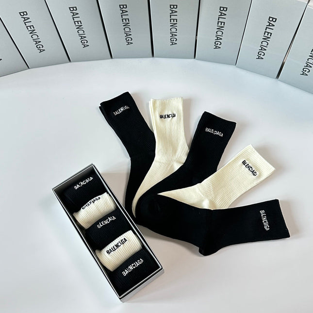 BALENCIAGA 26S CREW SOCKS 263816 (1 BOX)
