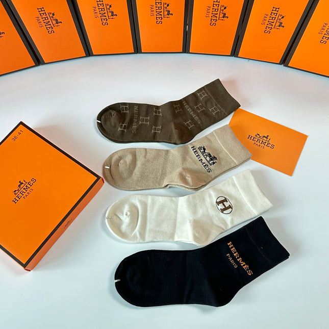 HERMES 26S CREW SOCKS 273918 (1 BOX)