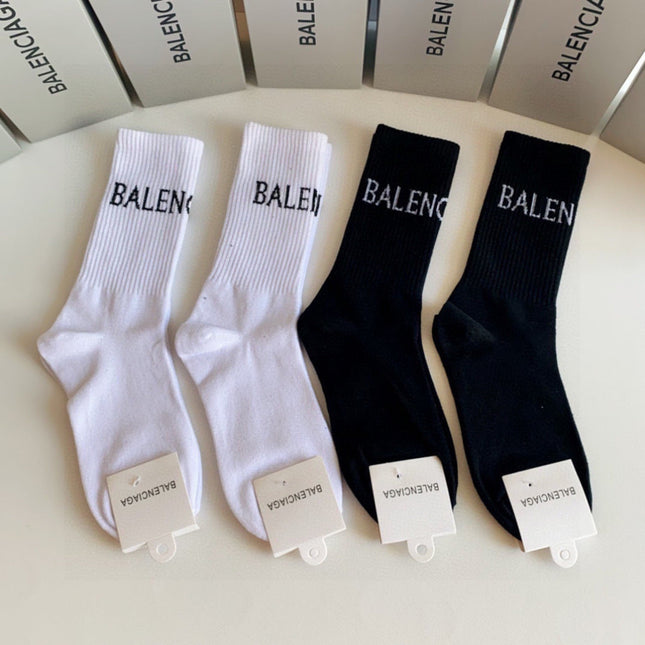 BALENCIAGA 26S CREW SOCKS 400151 (1 BOX)