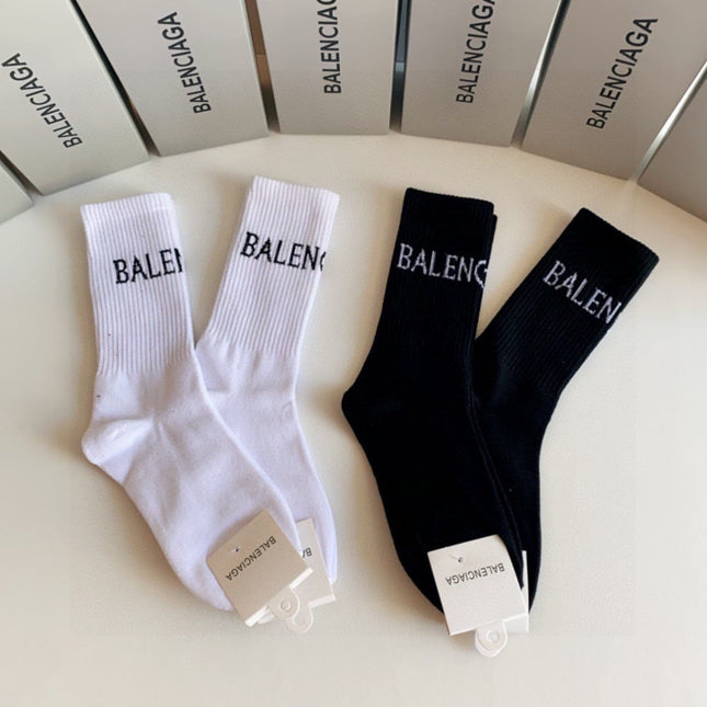 BALENCIAGA 26S CREW SOCKS 400151 (1 BOX)