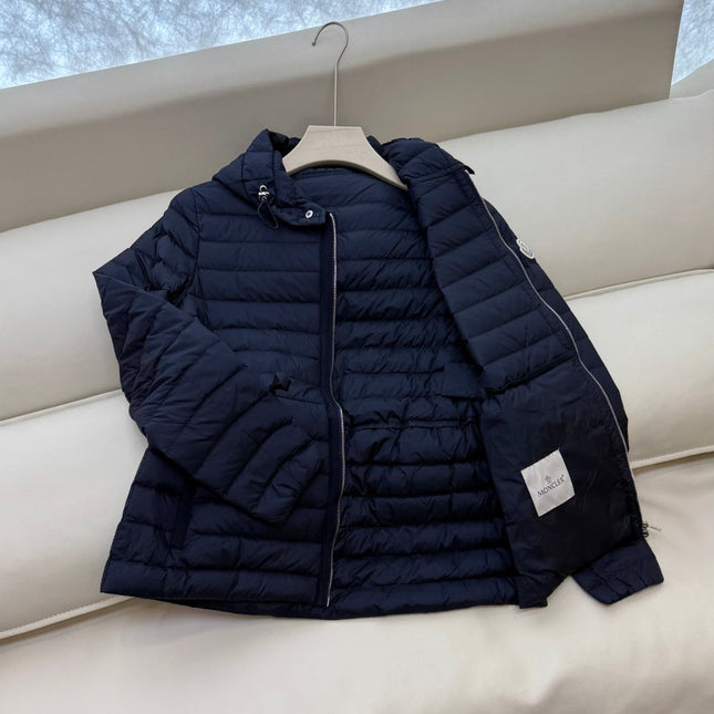 MONCLER 25S SHORT DOWN JACKET WITH DRAWSTRING 402