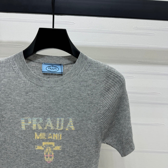 Prada 25 T-Shirt Wool with Acrylic 233531