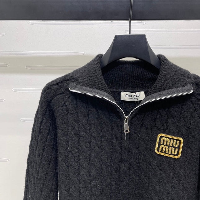 MIUMIU HALF-ZIP KNITTED PULLOVER WITH COLLAR STYLE 486