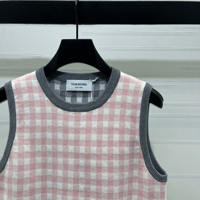 THOM 26S SLEEVELESS SWEATER STYLE 126