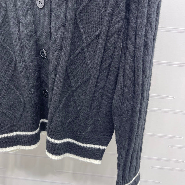 MIUMIU CARDIGAN STYLE 813
