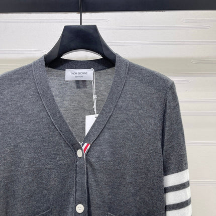 THOM 26S CARDIGAN STYLE 256