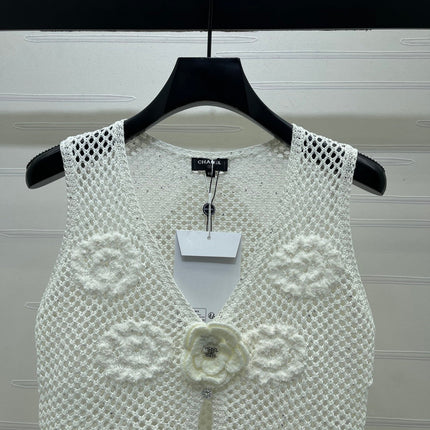 CHANEL 26S FLORAL CROCHET KNIT VEST 1347